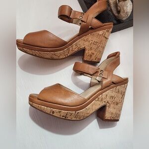 Johnston & Murphy -Velcro Ankle Leather Wedge Sandal Size 8 ladies - great shape
